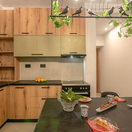 Yro Apartment Chania  Bagian luar foto
