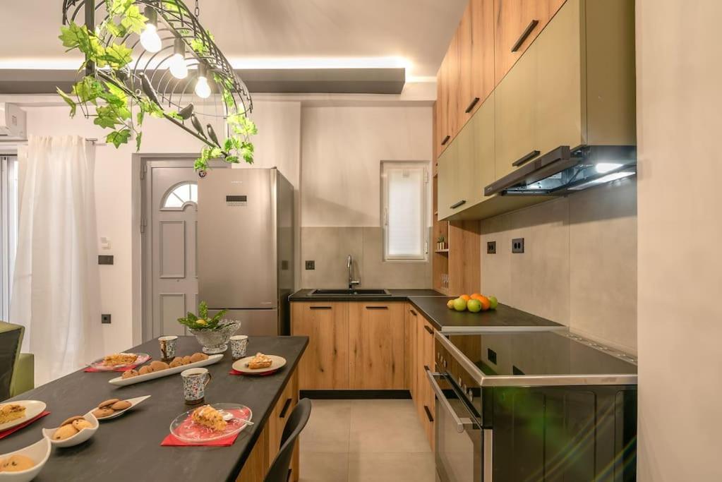 Yro Apartment Chania  Bagian luar foto