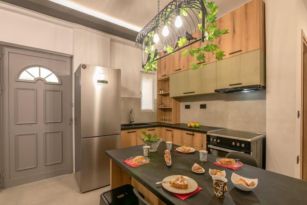 Yro Apartment Chania  Bagian luar foto