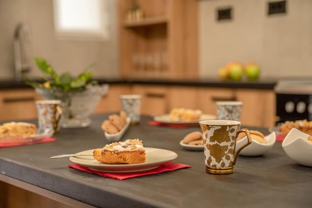 Yro Apartment Chania  Bagian luar foto