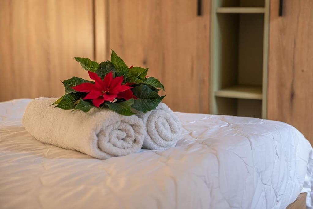 Yro Apartment Chania  Bagian luar foto